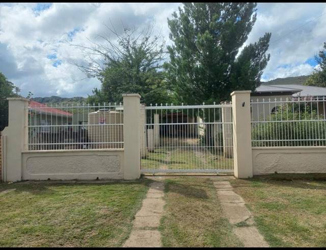 4 BEDROOM HOUSE FOR SALE IN BALMORAL